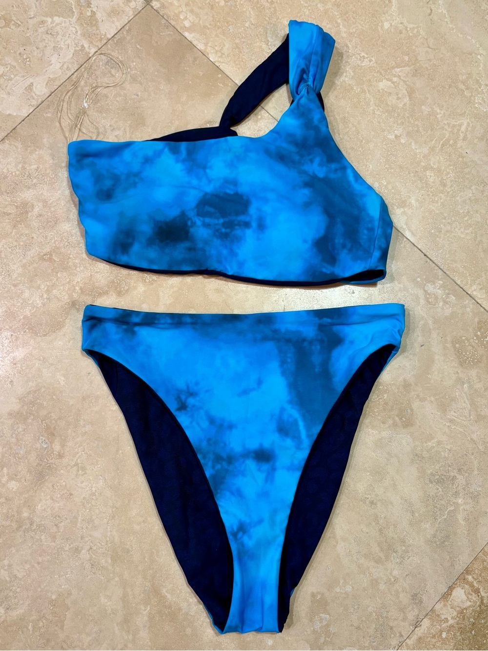bond-eye One-Shoulder Blue Tie-Dye Reversible Bikini Set NWOT OS